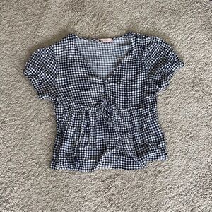 SO Black & White Gingham V-Neck Tie-Front Top